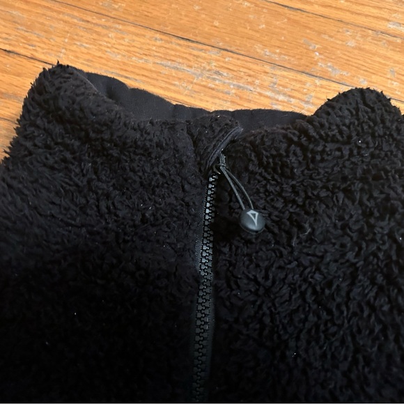 Ivivva get your snug on revveraibke sweater/jacket - Picture 6 of 13